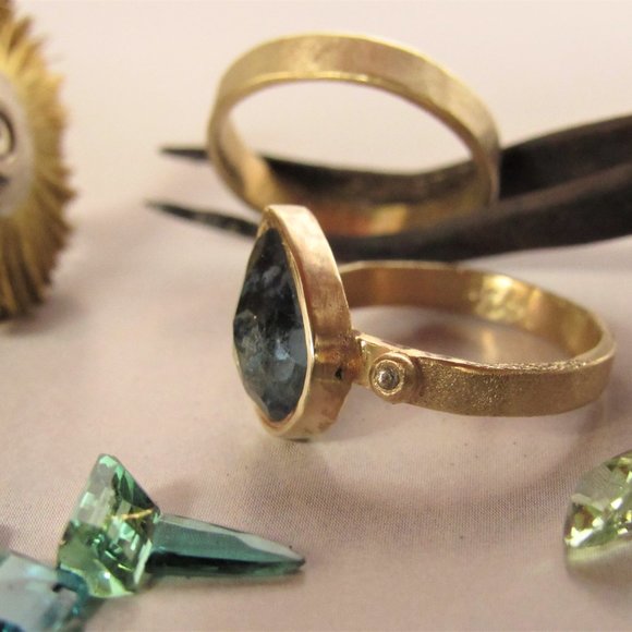 Engagement ring. - Picture 8 of 9